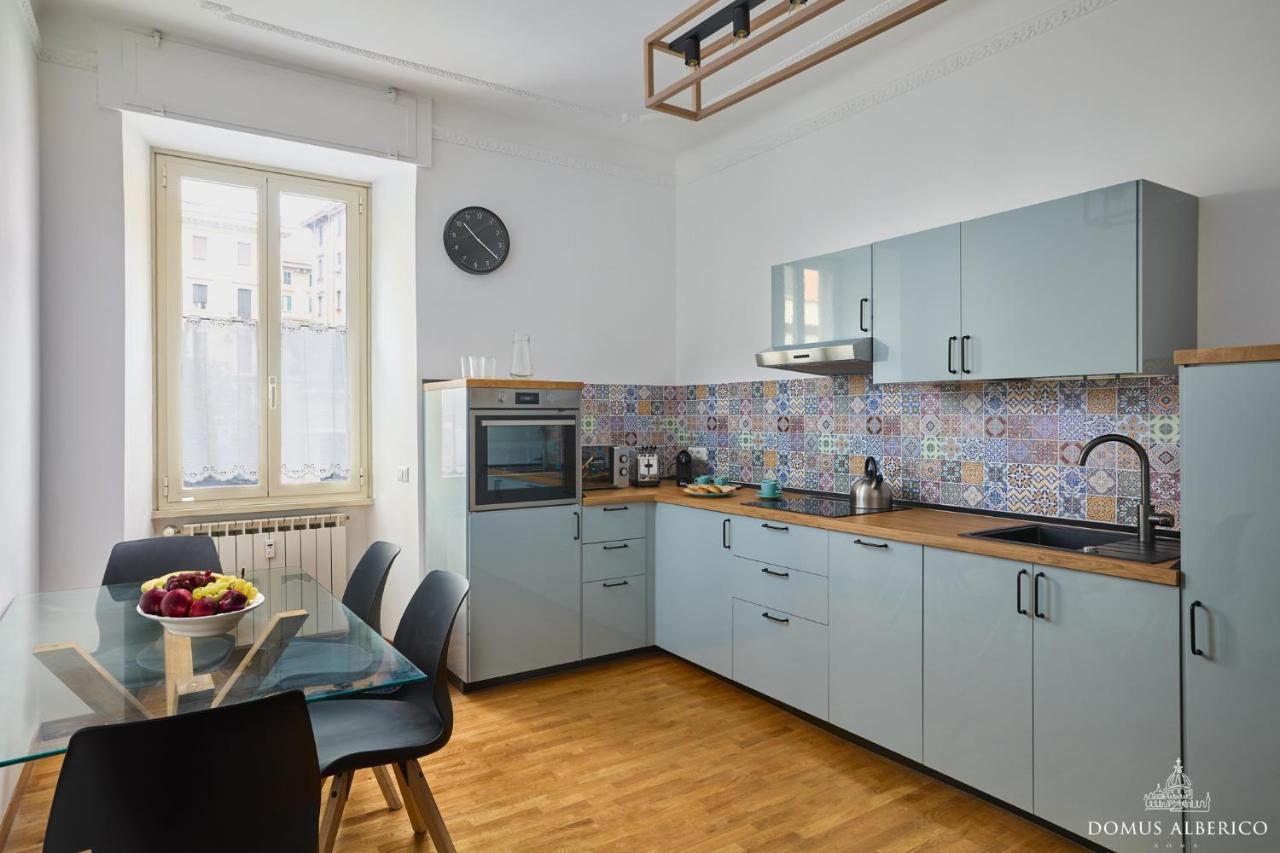 Apartamento Domus Alberico 11 *